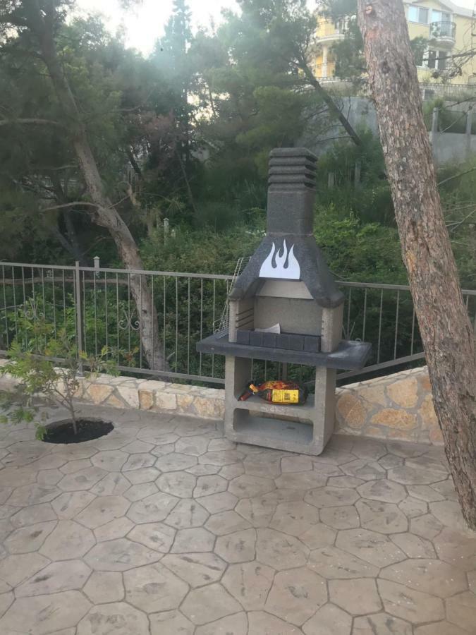 באר Villa Grand מראה חיצוני תמונה