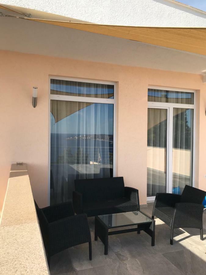 באר Villa Grand מראה חיצוני תמונה