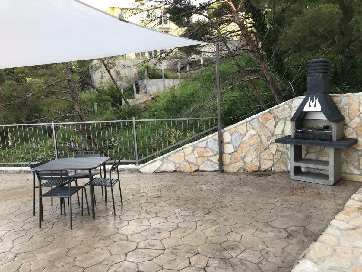 באר Villa Grand מראה חיצוני תמונה